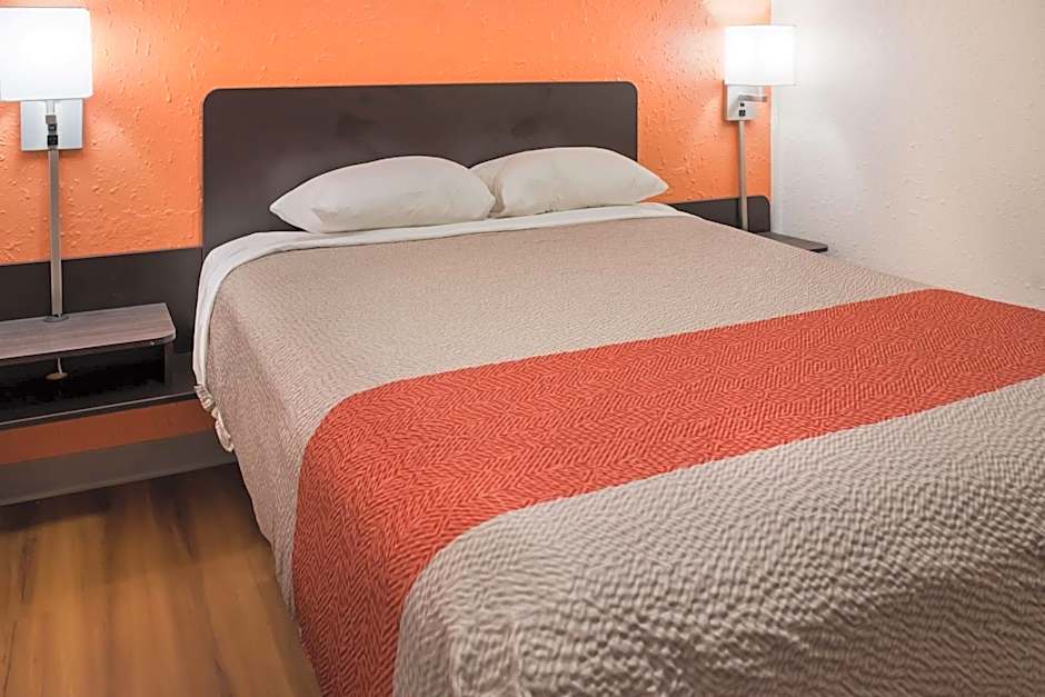 Motel 6-Fort St. John, BC