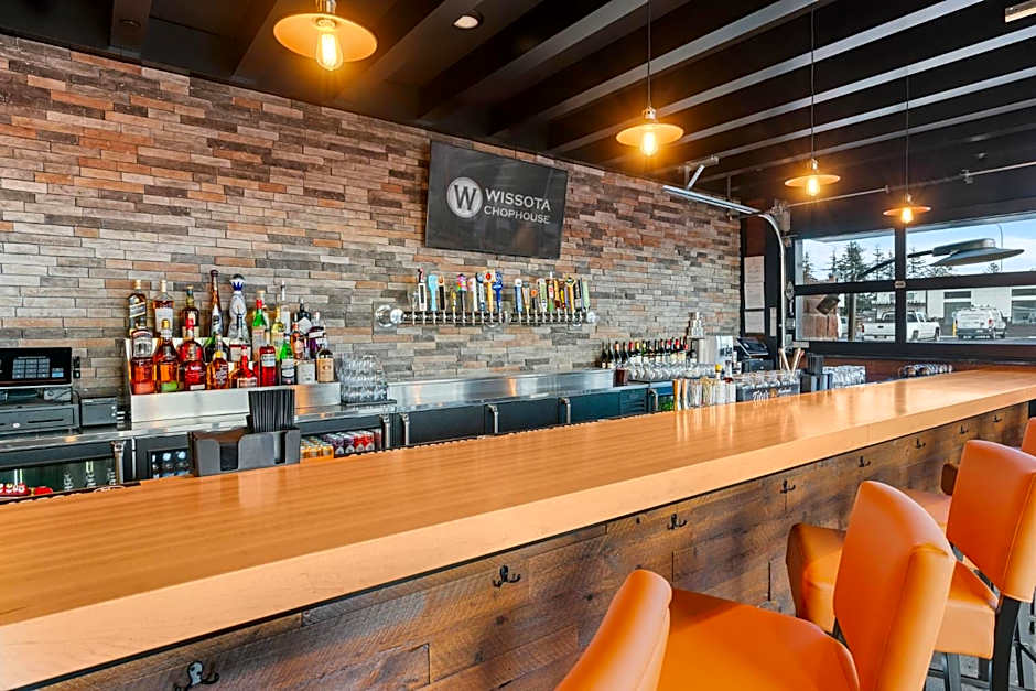 Cobblestone Hotel & Suites - Lynden