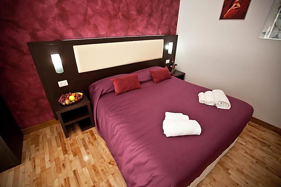 Heart of Rome Rooms