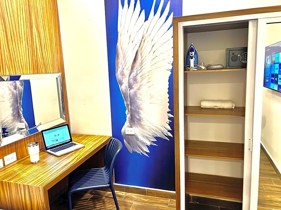 Sky Inn Hotel - Cancun
