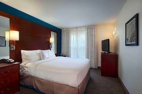 Two-Bedroom Suite with Sofa Bed