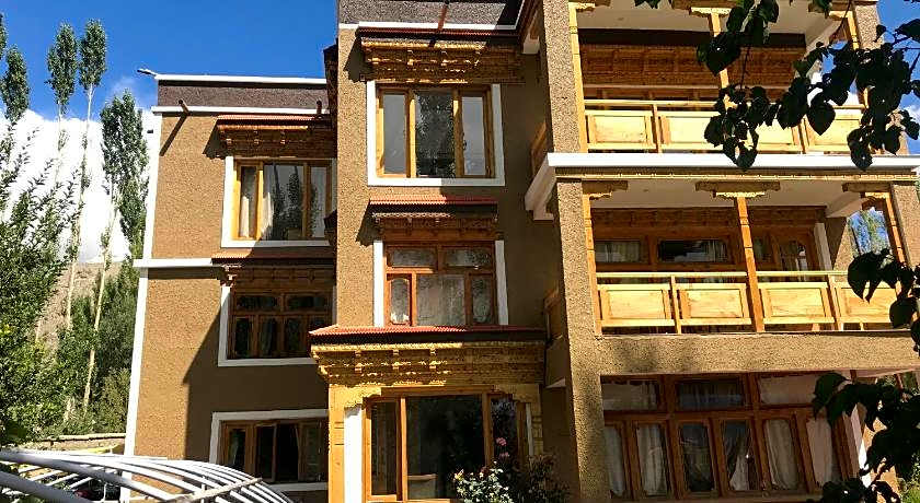 Sangto Green Guest House