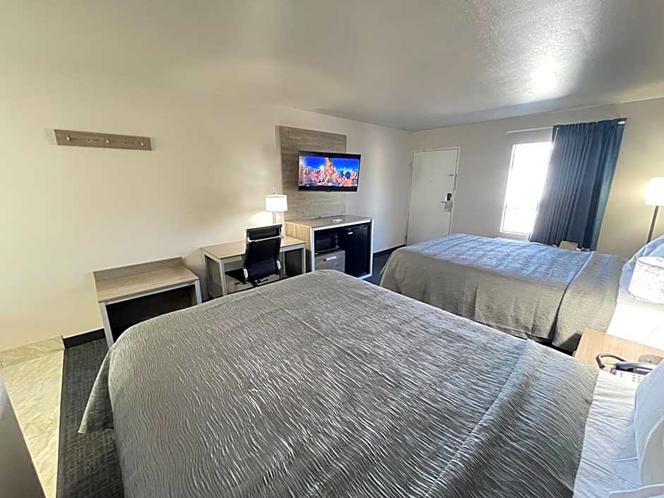 Excellent Inn & Suites