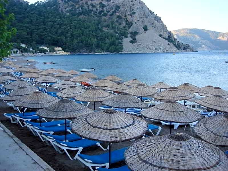 Ozcan Beach Hotel