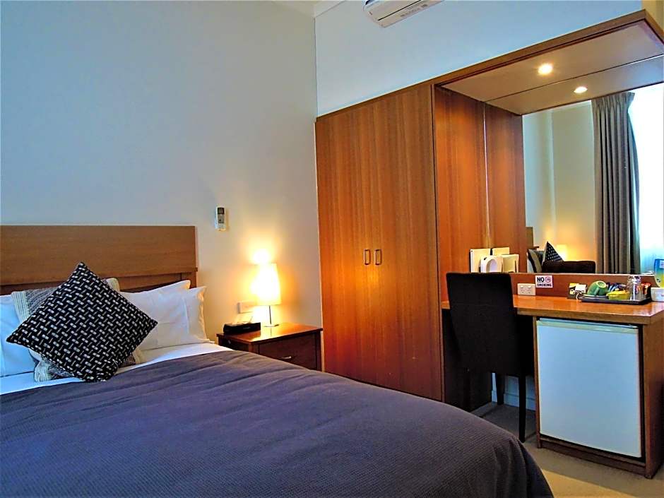 Plough Hotel