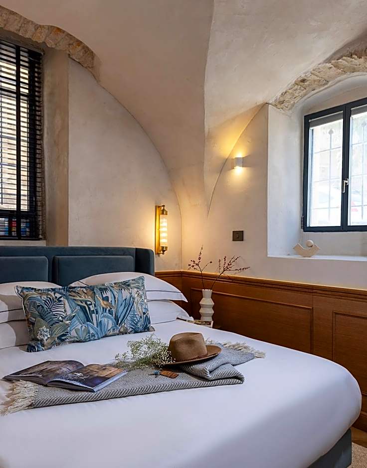 Villa Albi - Machne Yehuda Hotel