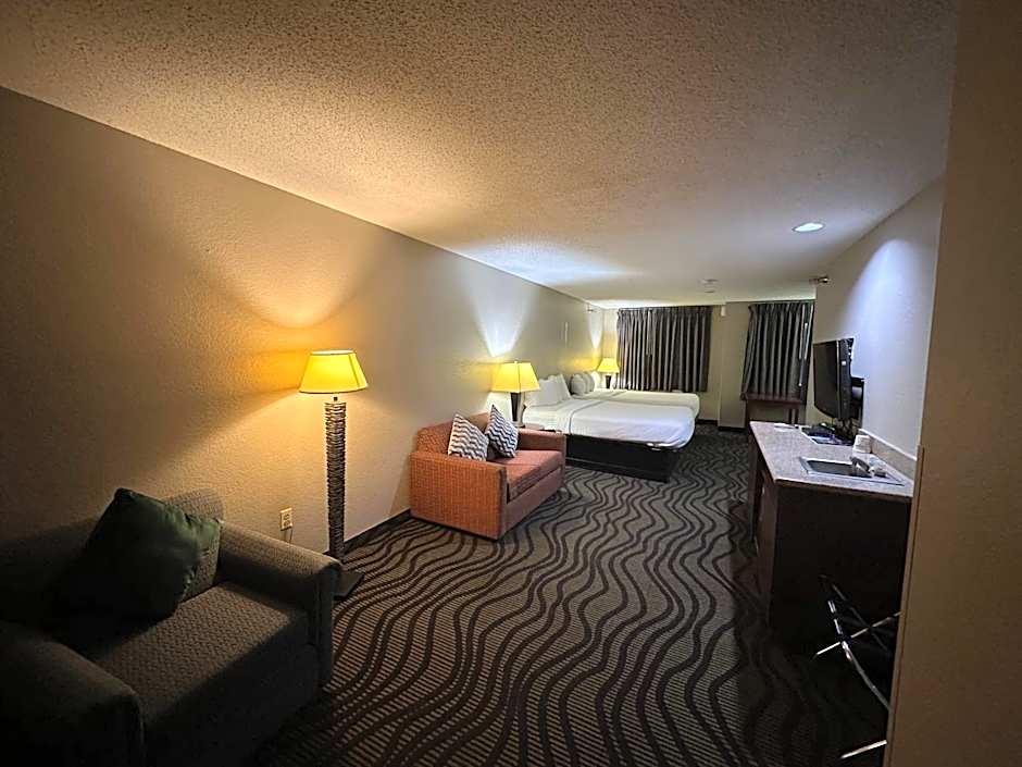 Baymont Inn & Suites by Wyndham Lincoln NE