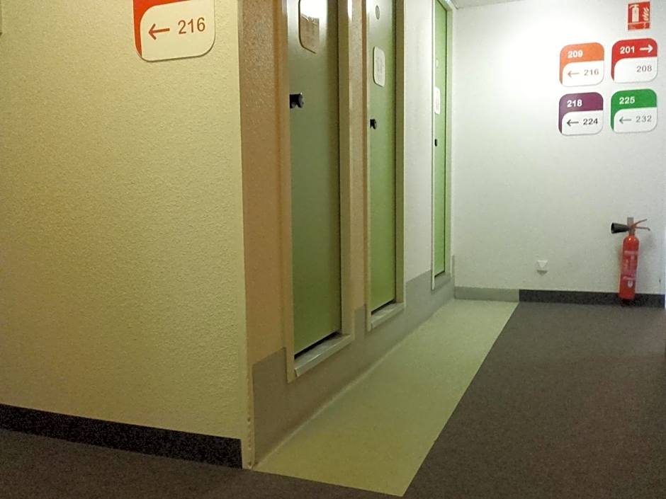 Unisotel Montauban EX F1