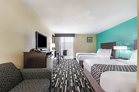 2 Queen Beds, Mobility Accessible Room, Bathtub w/ Grab Bars, Non-Smoking