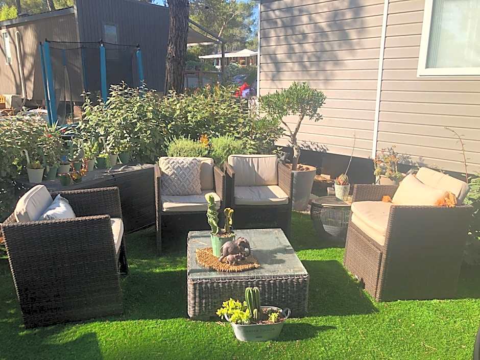 Mobilhome 6 personnes Camping Oasis Village 5 étoiles