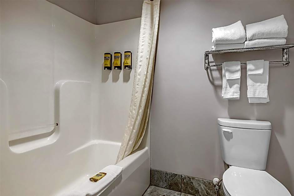 Best Western Plus Eau Claire Conference Center
