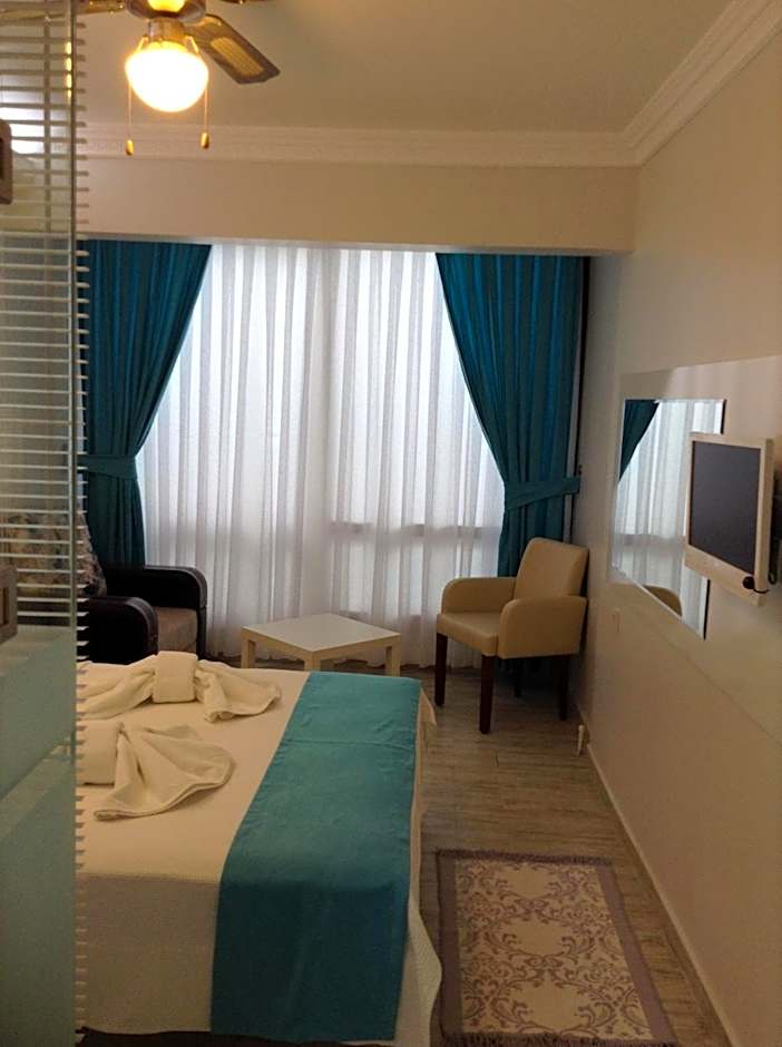 Hotel Mola