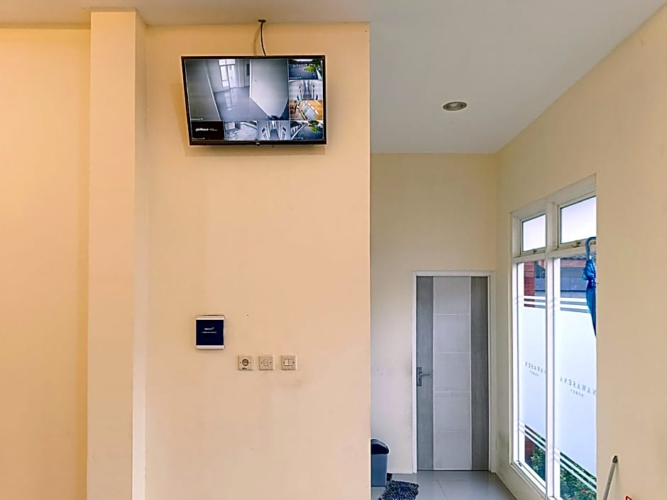 Nawasena Homey Syariah near Bandara Adisucipto 4 Mitra RedDoorz