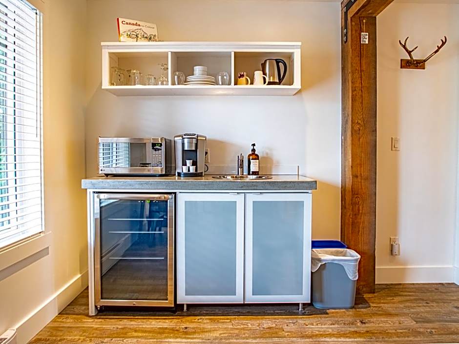 The Francis Boutique Inn