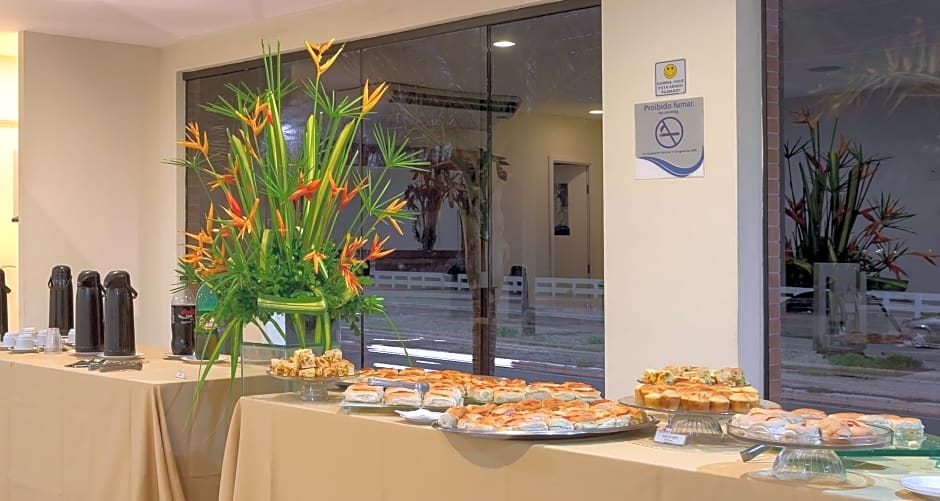 Tulip Inn Sao Luis Praiabella