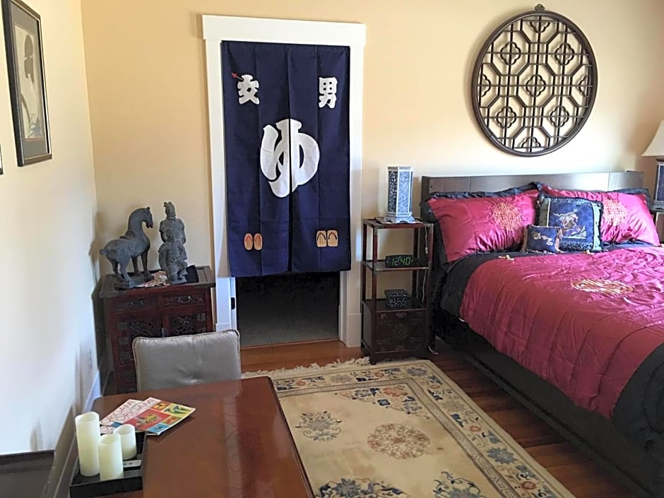 Attwood House Bed and Breakfast near Manhattan, KS