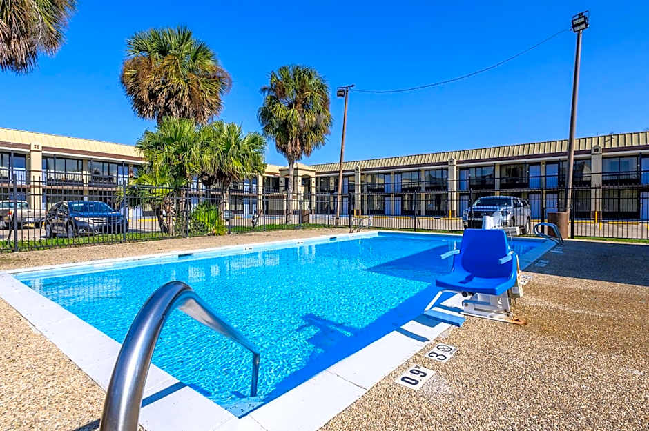 Quality Inn New Orleans I-10 East