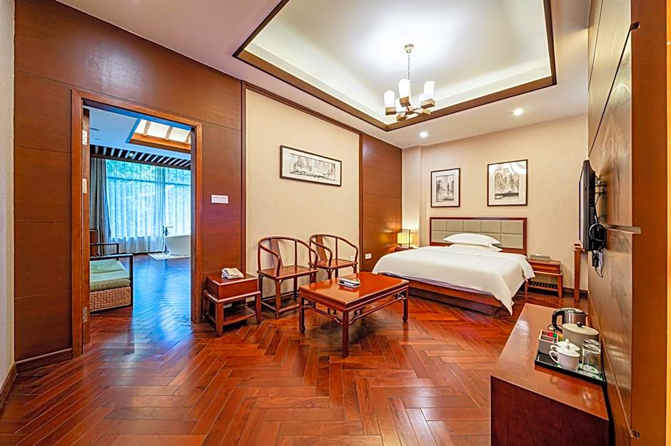 Photo 1 of 11 of Honeymoon Suite