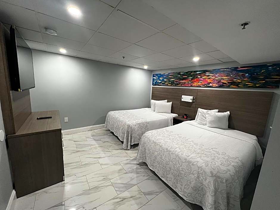 Red Roof PLUS & Suites Virginia Beach - Seaside