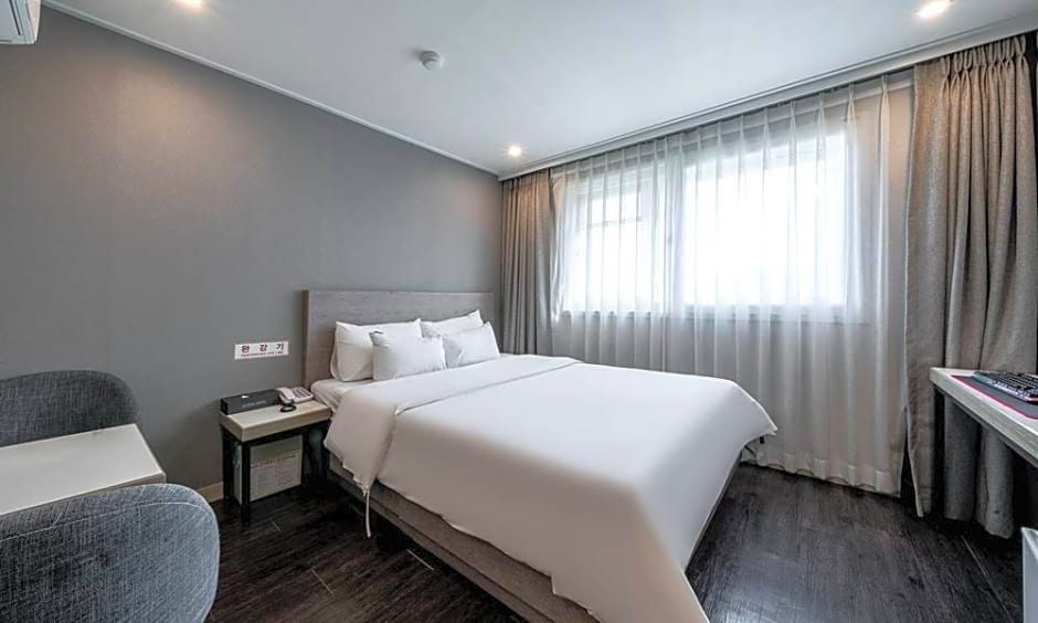 Anyang ILLOWA Hotel