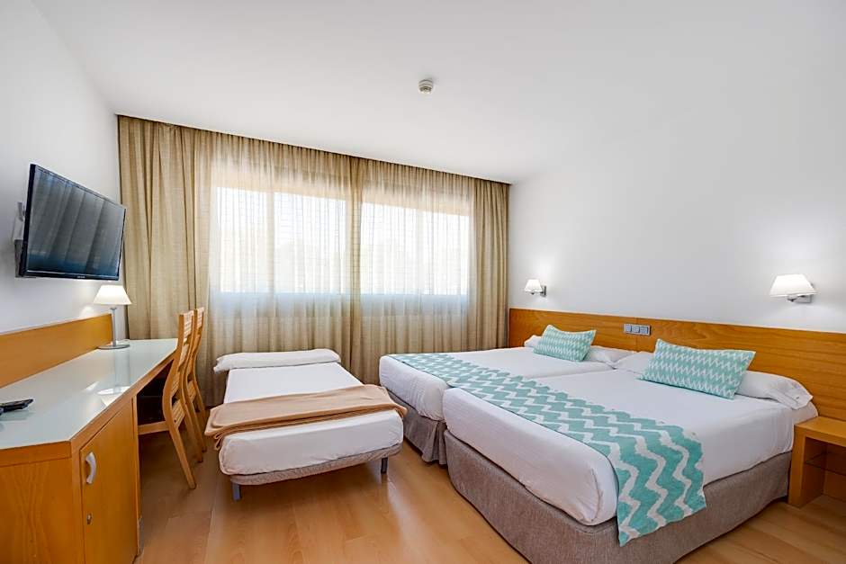 Photo 1 of 1 of Double Room for 2 Adults and 2 Children