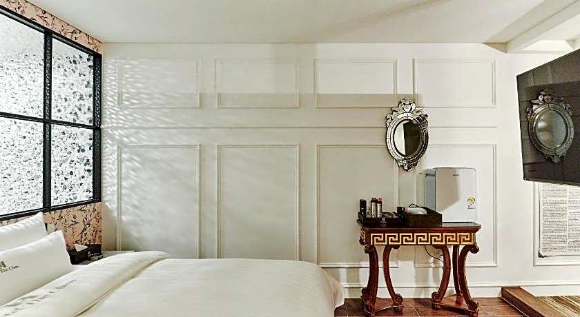 Hotel The Class
