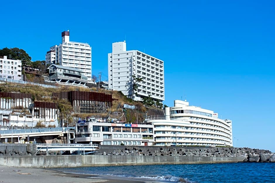 Wisterian Life Club Atami