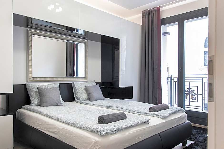 Chill 'N' Joy Boutique suites