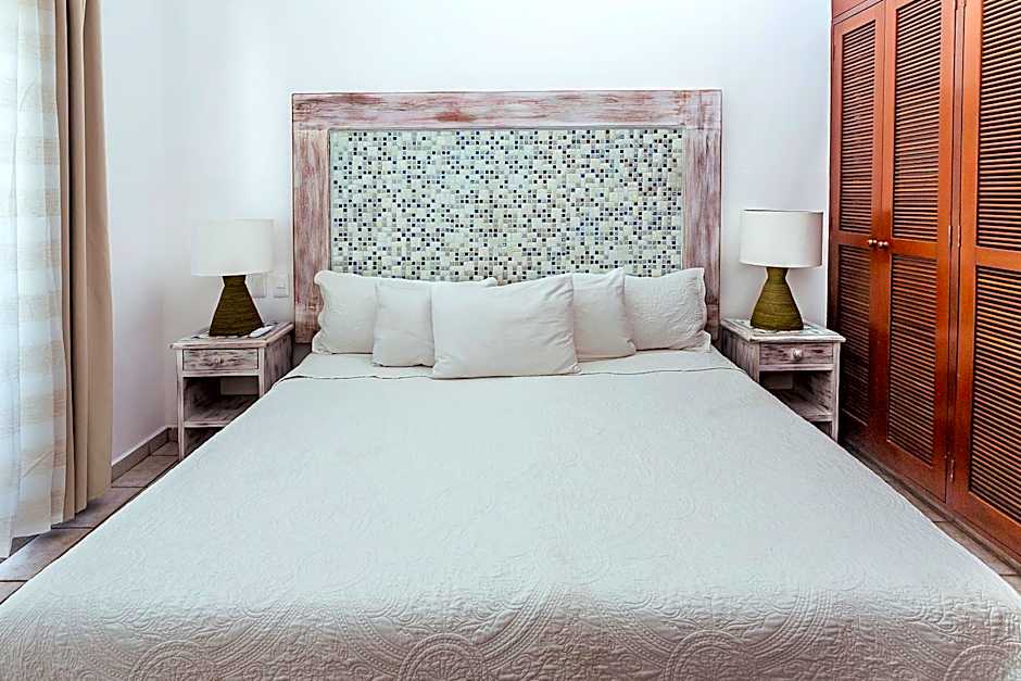 Fabiola Condo Hotel