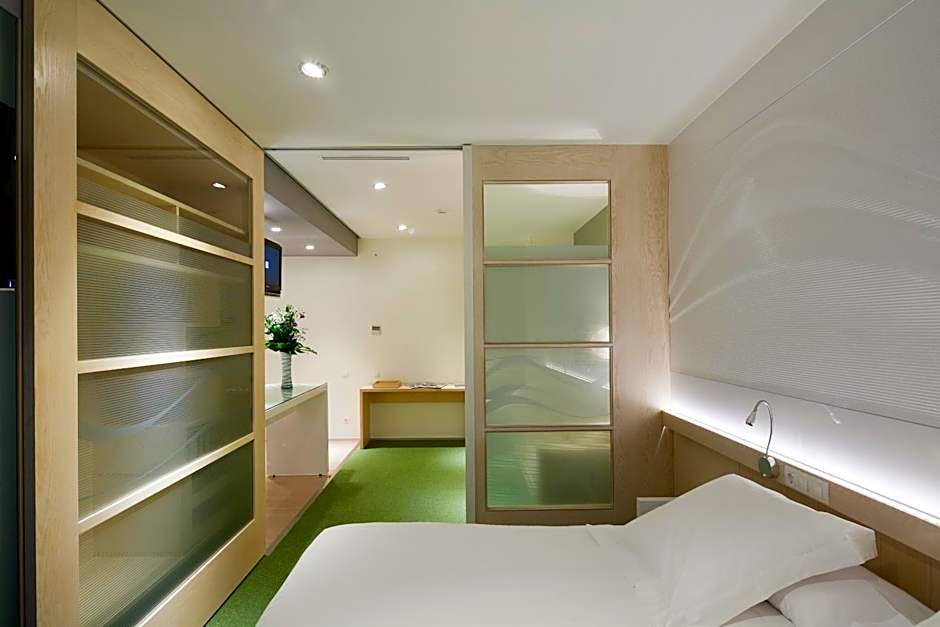 Ako Suites Hotel