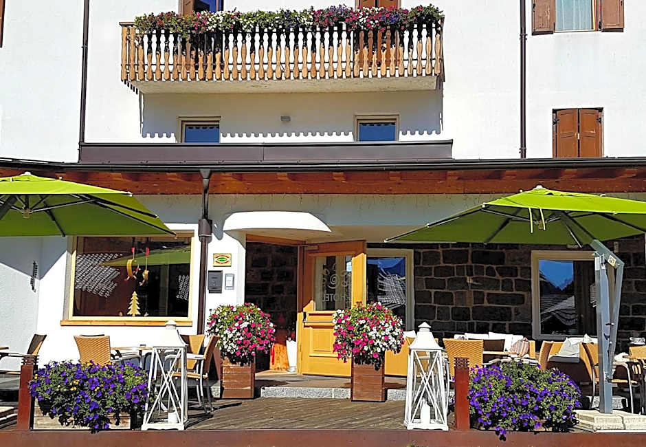 Ciasa Alpina Relax Hotel