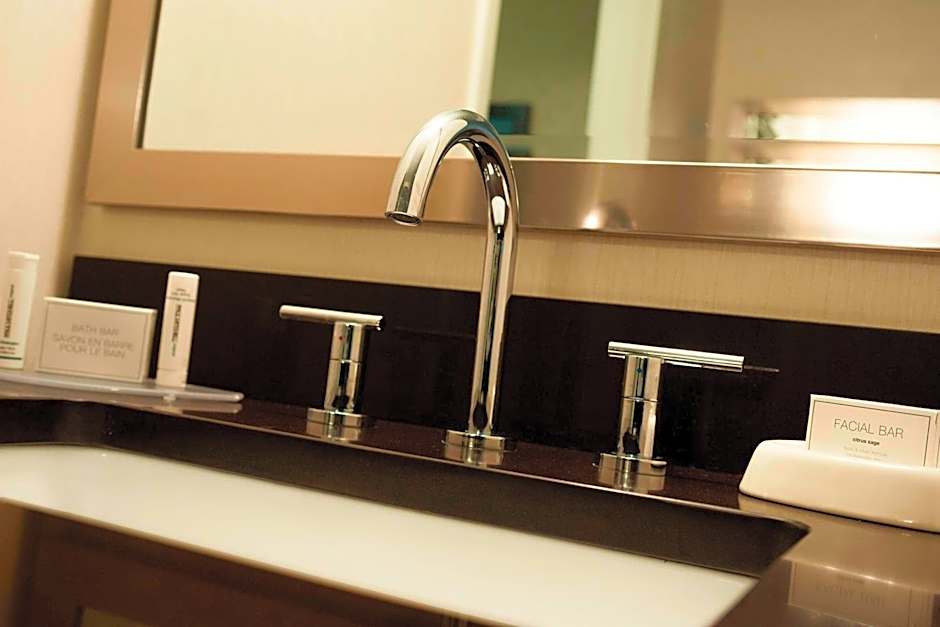 Courtyard by Marriott Worcester