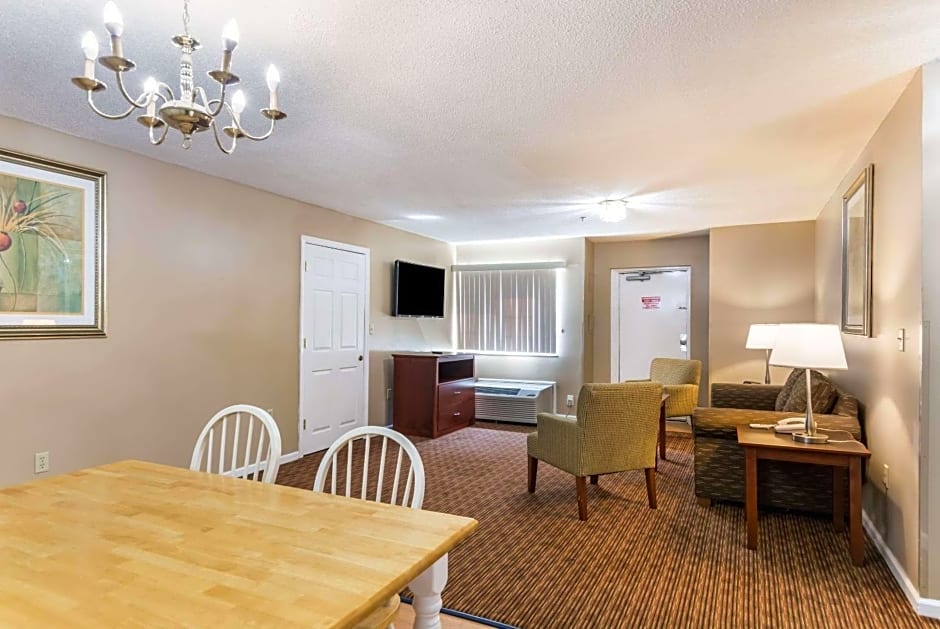 Quality Inn Chester - South Richmond