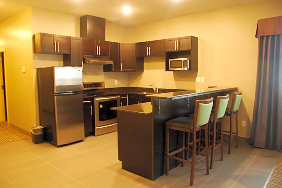 Best Western Plus Fort Saskatchewan Inn & Suites
