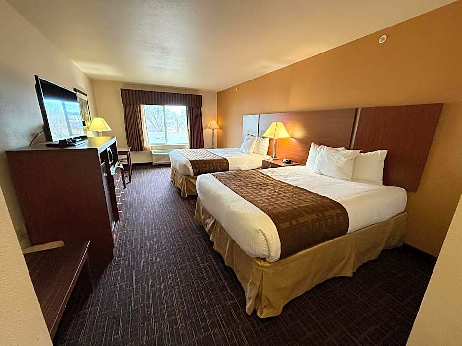 Richland Inn and Suites