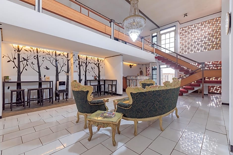 RedDoorz near Taman Kota Lapang Merdeka Sukabumi