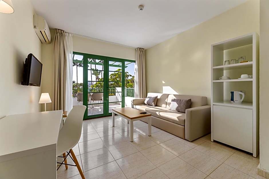 Photo 1 of 12 of Junior Suite with Pool View