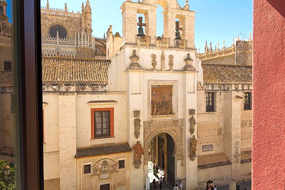 Puerta Catedral Apartments