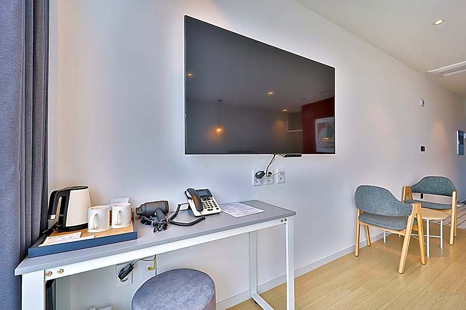 Browndot Signature Hotel