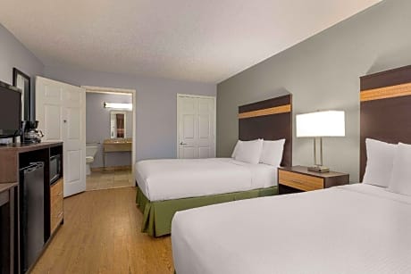 2 Queen Beds Deluxe Mobility Accessible Room Roll-In Shower Non-Smoking