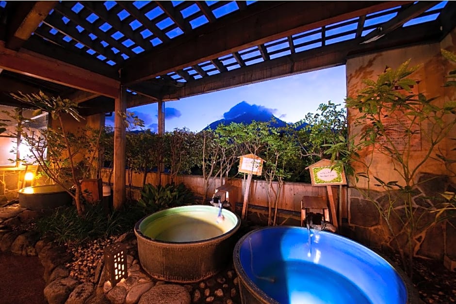 Ryokan Yufuin Sansuikan