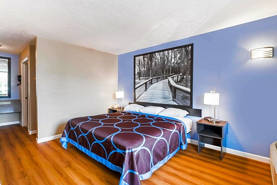 Super 8 by Wyndham Hardeeville