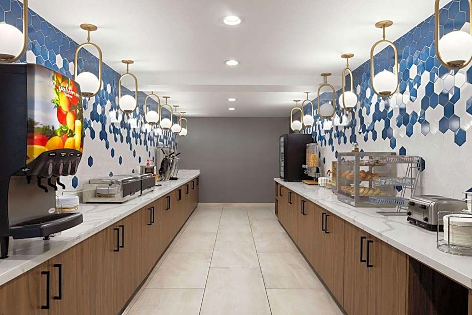 La Quinta Inn & Suites by Wyndham Yakima Downtown