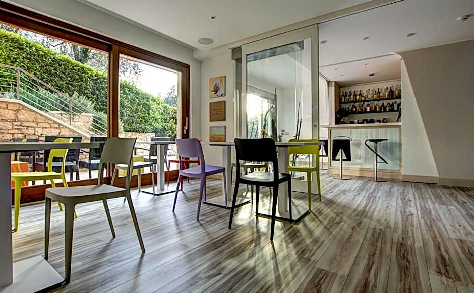 Hotel Vacanze 2000 - Adults Only
