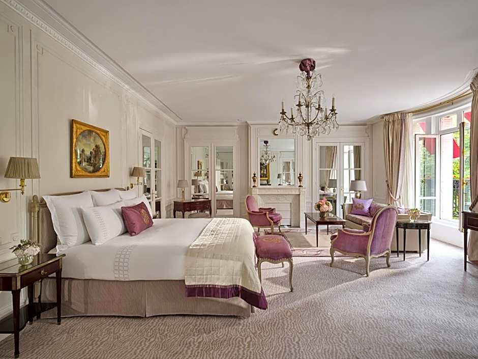 Hotel Plaza Athenee - Dorchester Collection