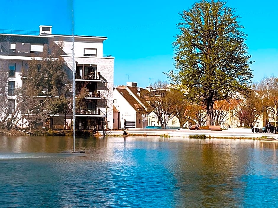 Hotel Le Cardinal Rueil Centre