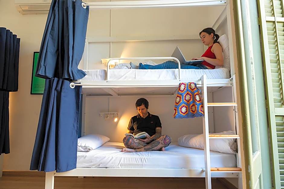 Rodamon Barcelona Hostel