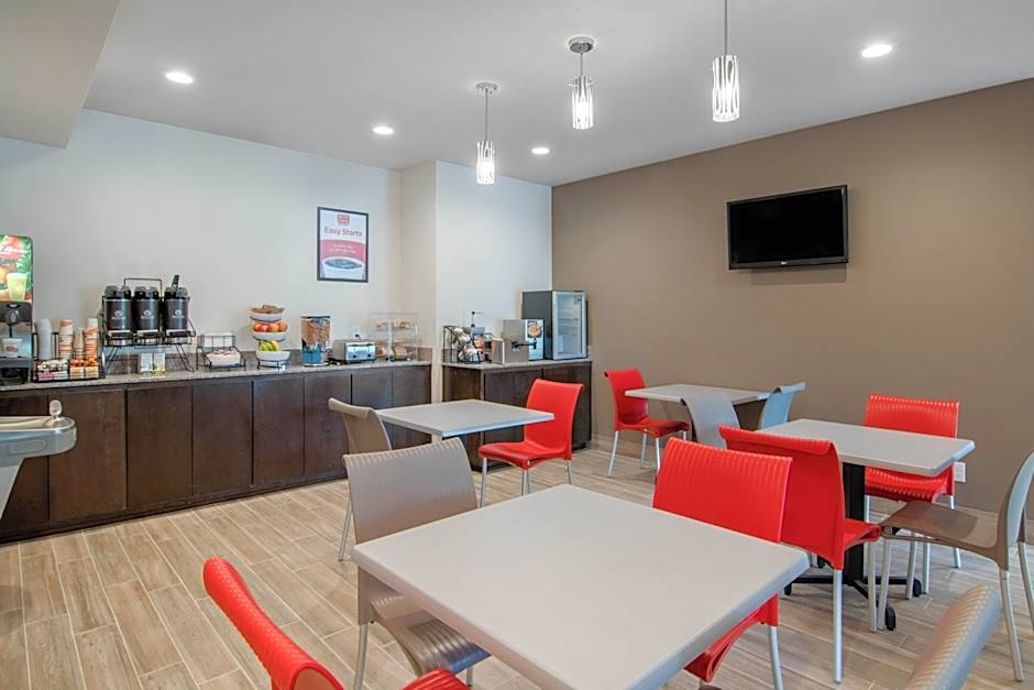 Econo Lodge Inn & Suites Springfield Main Street