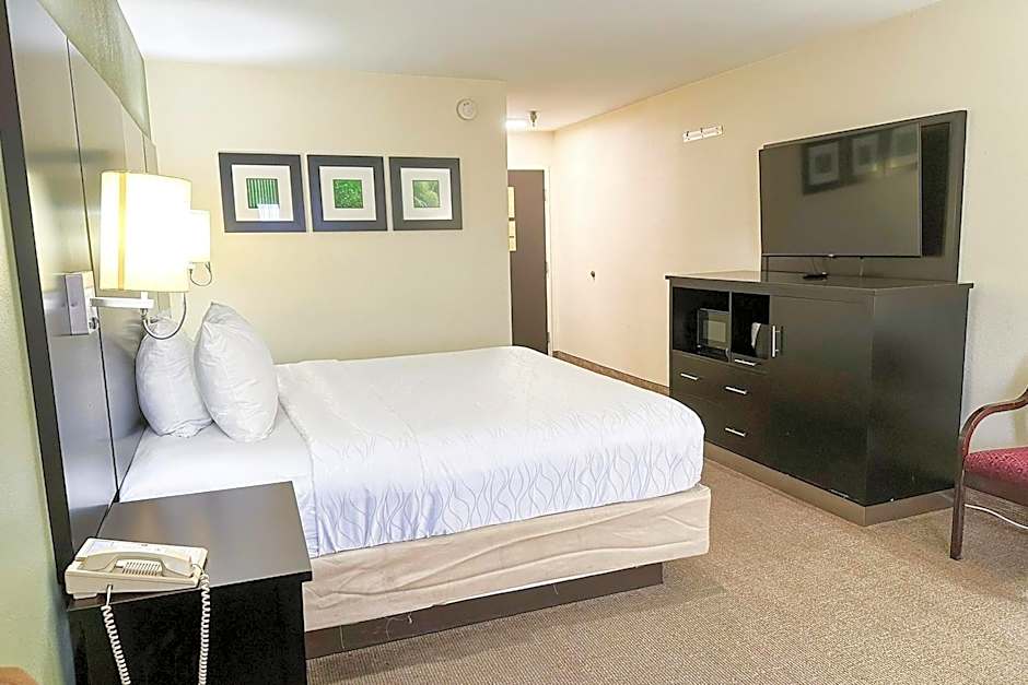 OYO Hotel Rome West GA