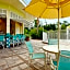 Comfort Suites Maingate East